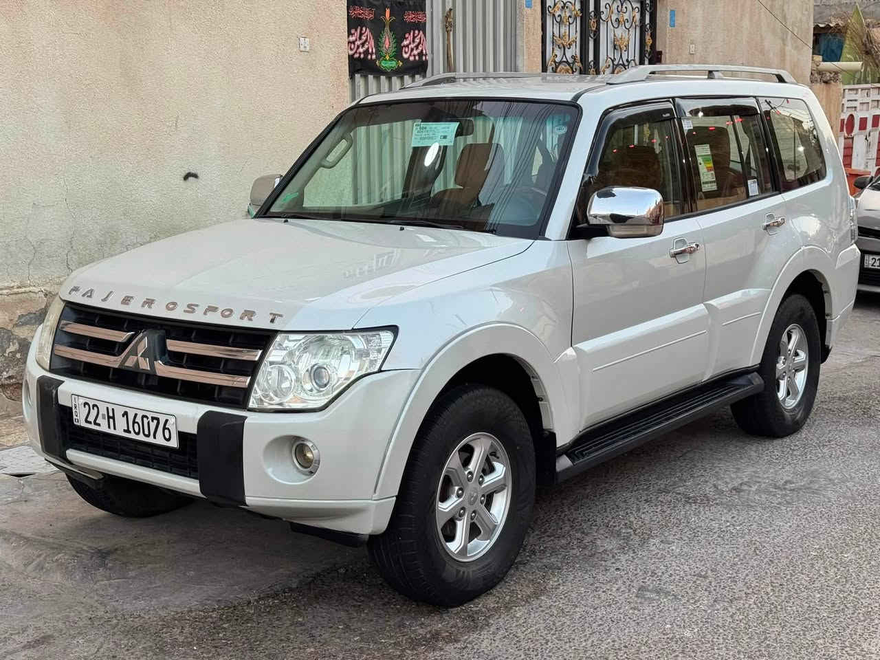 للبيع باجيرو 2008 وارد خليجي كفالة ضربة تبديل بيها صبغ بنيد بدون معجون فقط الباقي كفالة مكينة وكير مكفولات حجم المحرك 6/3000سلندر رقم اربيل سنوية 2031 هزة جديدة تحويل او وكالة سيارة جاهزة حدادية وتخم تاير وتبريد كلة شرط العنوان البصرة الامن الداخلي 
***********
***********
السعر 112 وبيها مجال
