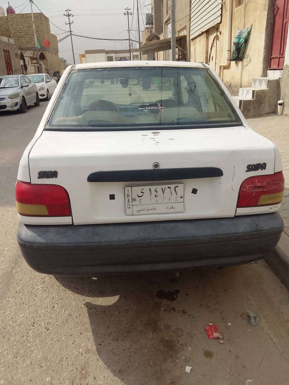 ٢٠١٠ • أبيض • عليها غرامات