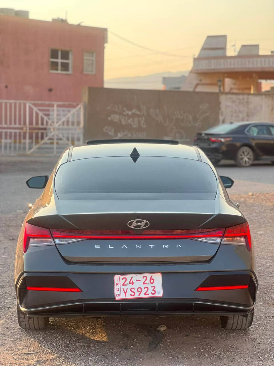 سلام عليكم ورحمة الله وبركاته 
HYUNDAI ELANTRA 2024 NLINE
كلين تايتل دعامية للدعامية بدون صبغ 
بدون ايرباك 
بدون دواخل و شاصي 
سيارة ماشية 30 الف 
سيارة كاتي 
جاهز بدون مصرف 
سيارة موصفات كندايه صور حادث موجود على نشر
فول فول 
بصمة 
بريك بصمة 
ابواب بصمة 
تشغيل من بعيد 
شاشة كبير 
داتاشو 
پانوراما 
SPORT
كوشن هيتر 
كوشن كهربائي 
كوشن جلد
تحكم ستيرن كامل 
تبريد لمس 
رادار جانبي 
رادار خلفي 
رادار امامي 
بعد موصفات هويا 
سعر 163$ و بيها مجال 
***********
واتساب موجود أربيل, العراق
