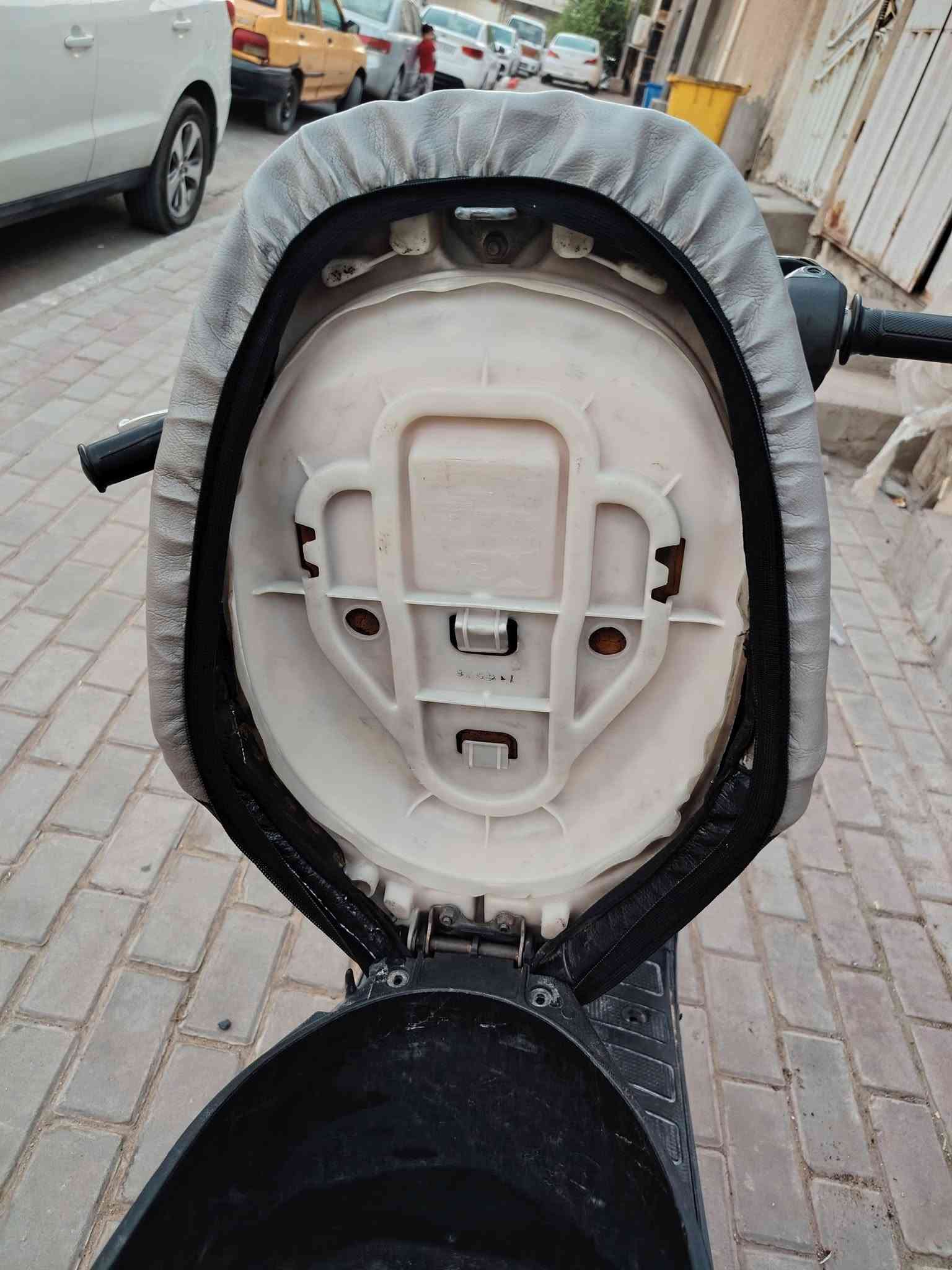 دراجه للبيع بطه موديل ٩٩ بلادي
نظيفه كلش احلى من الصوره
للاستفسار الاتصال على الرقم
***********
