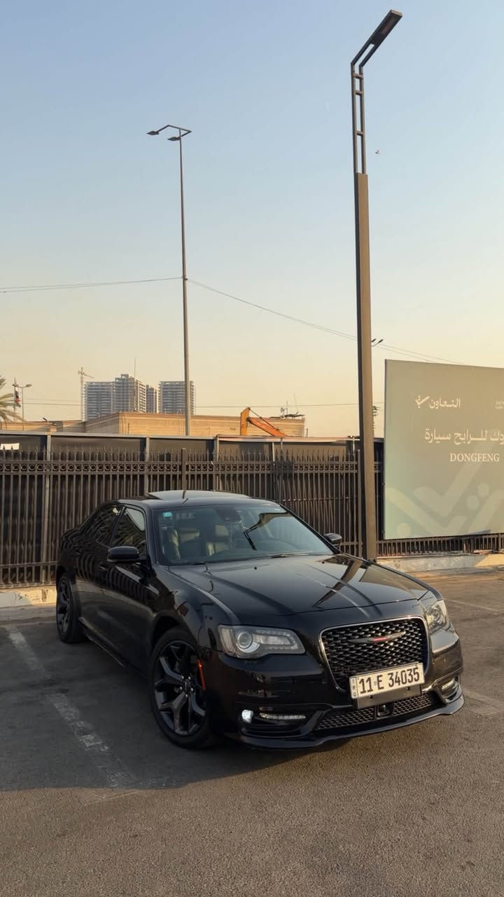 كرايسلر 2023) خليجي وكاله هارلم (Last call)
المحرك : 3.600 V6
اللون : اسود 
الرقم : بغداد 
العداد :28.000 الف 
الموديل : 2023

(مغلفه PPF + مكفوله كفاله عامه)
المواصفات / اعلى فئه مواصفات رادار امامي 

مكاني بغداد/ ***********
السعر (36.000$)
