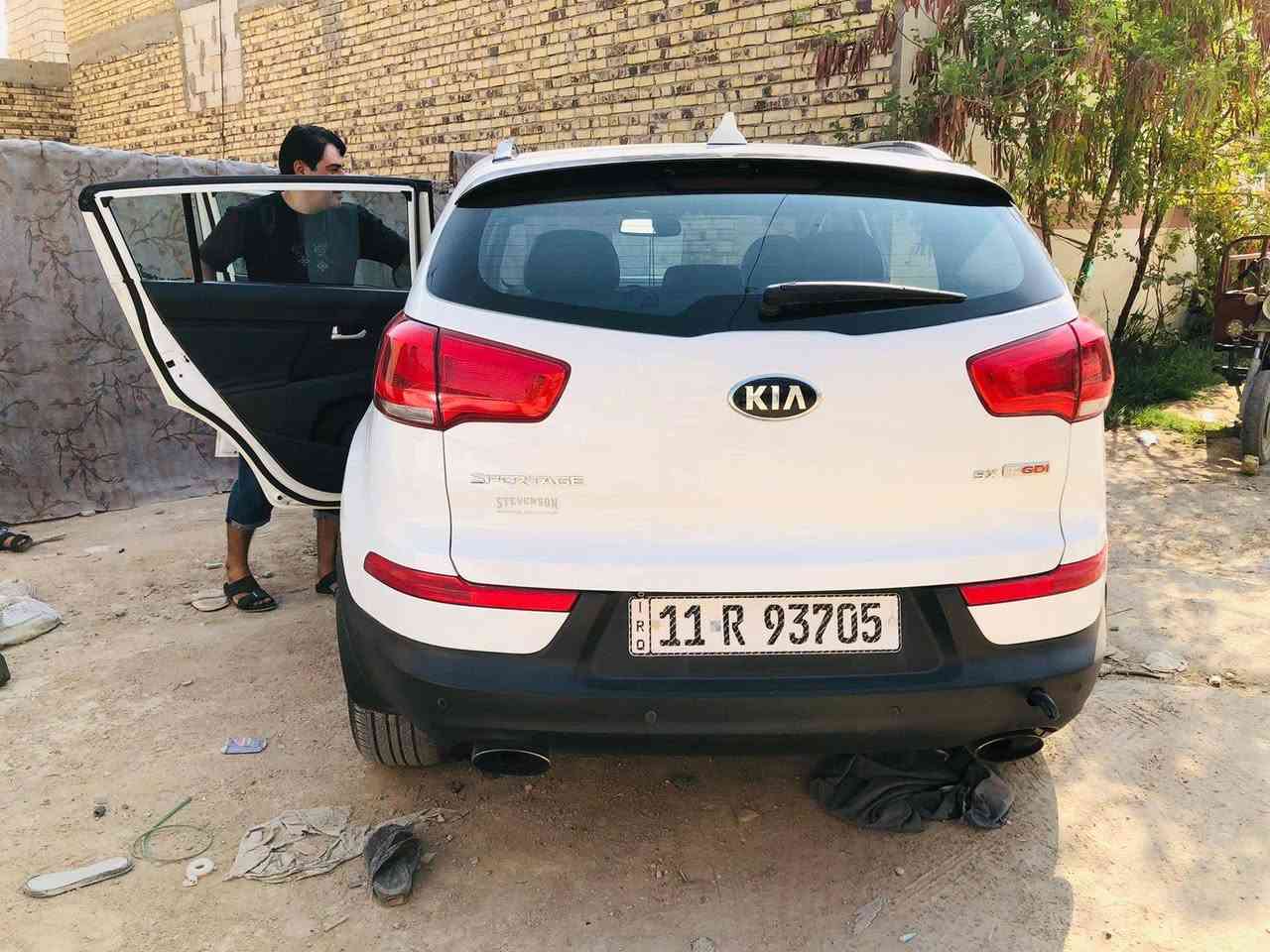 كيا سبورتج مديل ٢٠١٦ كير مكينة تبريد مكفول السيارة فول مواصفات بنوراما بصمة ابواب+بصمة تشغيل مري شفط اشاير بالمري فول تحكمات تبريد قطعتين كشن السائق كهرباء رقم بغداد مكينه ٢٠٠٠ حادث مرفق بالسونار 
رقم الهاتف***********

