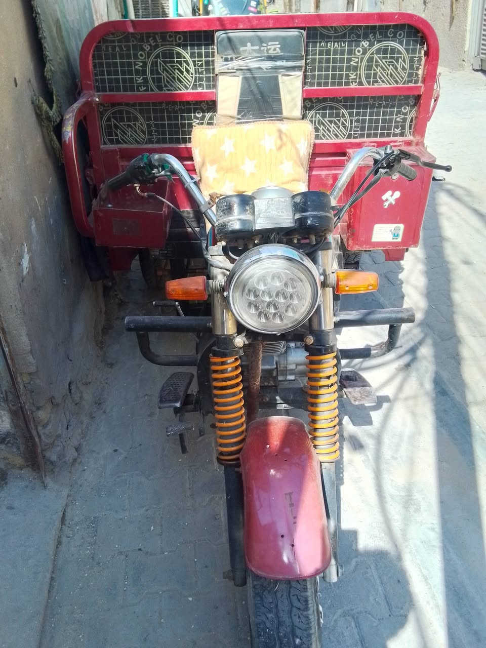ستوته ديوان موديل 219 نكره سلف للبيع اتصال على هذا رقم اوهنا فيس ***********
