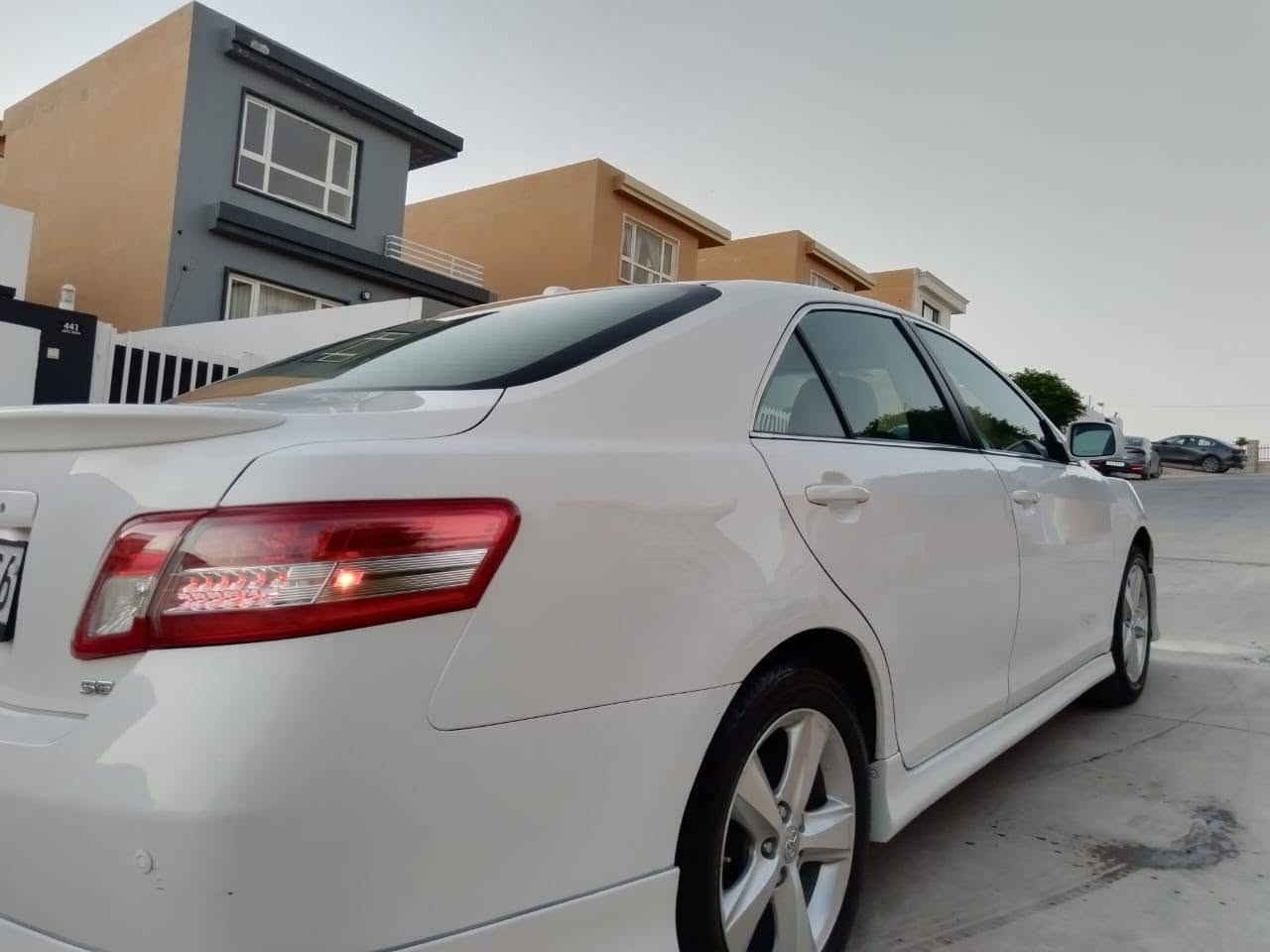 بسم الله الرحمن الرحيم 
تويوتا كامري سبورت البيلادي موديل ٢٠١٠  بلباكيت غير سيارة ماكو مواصفات SE كندي فول فول مواصفات ماعدا فتحة باقي كلشي مواصفات سيارة حجم محرك ٢٥٠٠ دبل صالنصا مرغوب ٤ سلندر سيارة بمعنى الكلمة جديد جديد حتى كاعيات بيلادي موجود 
سيارة فقط ٨٠ الف ماشي حقيقي كير محرك ابشرت بس محرك لتنضيف مفتوح بس ماشي حقيقي ابشرط كوبيوتر كير سبورت محرك ماشاء الله نضيف لا تبخير لا تنقيص لا صوت ولا صرف ضمان سيارة حتى سبير شركة مانزل 
سيارة دعامي امامي حتى دعامي خلفي كلين تايتل دعامي لدعامي مكفول كفالة عامة لا صبغ لا بارد لا شخط لا حالوب
صونر سيارة منشور مكتب بس بيها كم مكان رصعات بسيط حتى دعاميات بيلادي 
سيارة بدون الف مصرف 
سيارة اربع تايرات جديد منظومة صدر امامي وخلفي جديد حدادية تبريد ثلج كهربائي كل اشتغل 
سنوية جديد لحد قليل ٢٠٢٨ رقم انكليزي جديد تحويل نفص اليوم حاضر مباشر تحويل 
مواصفات فول ماعدا فتحة 
سعر سيارة ١٣٧ بي مجال جدآ بسيط 
عنوان سيارة سليمانية داخل سليمانية 
***********
*********** فقط واتساب موجود
