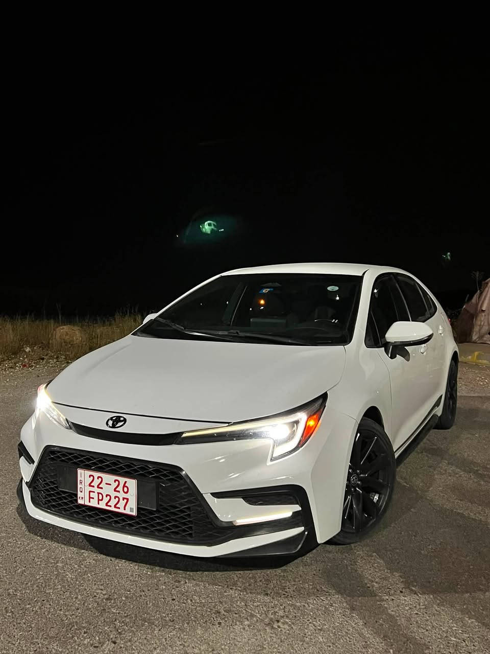 � للبيع | Toyota Corolla SE 2024 🇺🇸 Clean Title
✔️ وارد أمريكي Clean Title
✔️ فئة SE الرياضية
✔️ ماشية 41 ألف ميل فقط
✔️ بصمة وتشغيل ذكي
✔️ رادار أمامي + مثبت سرعة راداري + Lane Assist
✔️ كاميرا خلفية + شاشة + Apple CarPlay
✔️ LED + جنوط رياضية سود
✔️ اقتصادية جداً بالوقود
✔️ سيارة نظيفة جداً وجاهزة، ما تحتاج أي صرف.

📍تترقم أربيل ودهوك
السعر : ١٦٢ ورقة وبيها مجال بسيط 
رقم الهاتف ***********
واتس اب ***********
