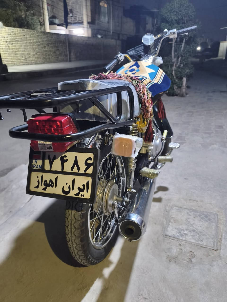 السلام عليكم دراجه للبيع نامه متياز اوراق اسكنر طالعه 2025/7/20
السعر 650وبيه مجال 
المكان كربلاء التواصل***********
