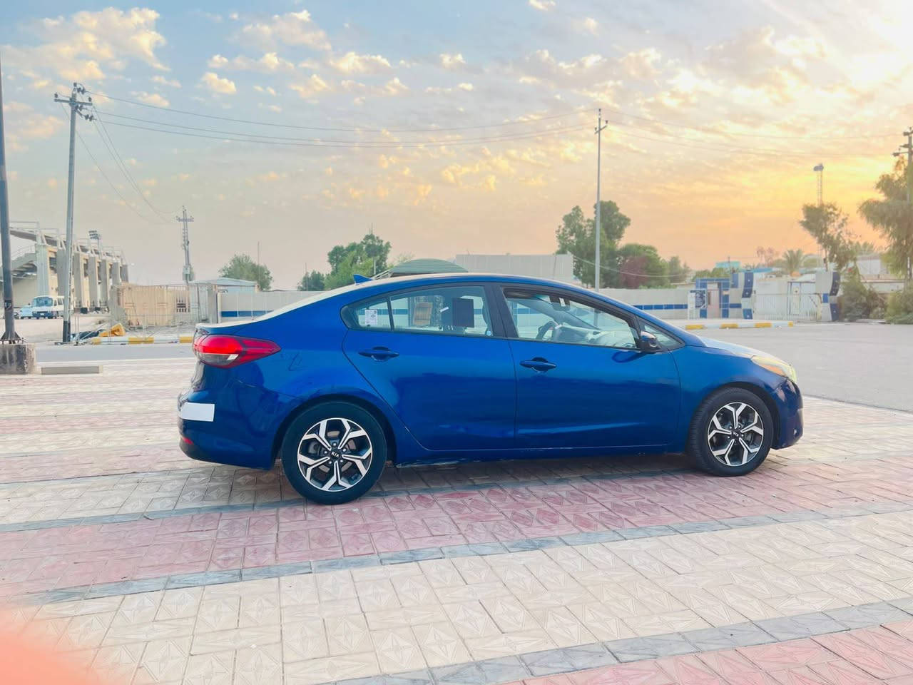 سلام عليكم ملاحظه مكلف ب النشر 
كيا فورتي 2018رقم نجف بسمنه سنويه ورقم الجديد وارد امريكي حدثه بنيد وجاملغ بدون دواخل محرك 2000دوش ويل كب سياره جديده مكاني ذي قار مركز السعر 95وبيه مجال بصيط *********** ناصرية, ذي قار
