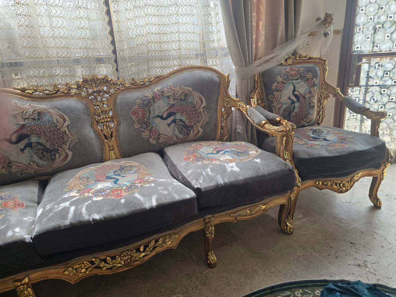 دمياطي • ١٠ مقاعد • طاولة مرمر