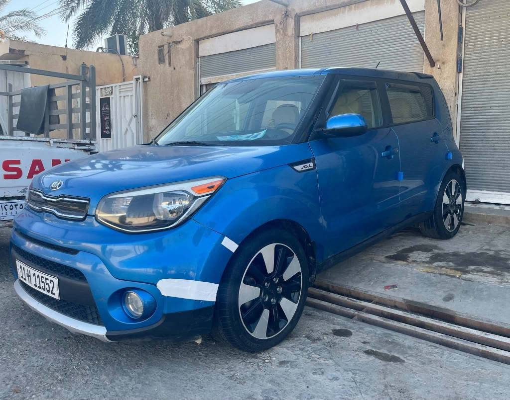 السلام عليكم
صول للبيع 2017 وارد امريكي بدون تبديل بدون ارباك محرك 2000 رقم بغداد بسمي 
سعر105 بيها مجال بسيط
*********** الرفاعي, ذي قار
