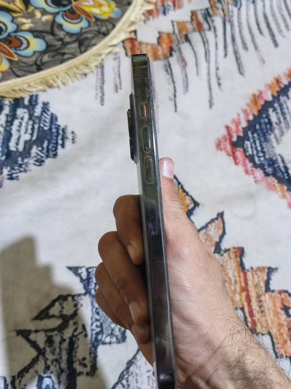 13 برو ماكس ذاكرته 256 مبدل شاشه اصليه و بطاريه سعر 500.   رقمي ***********

