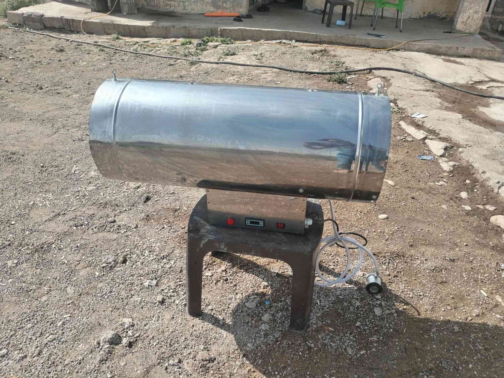 ألسلام عليكم اخوان.. بويلرات للبيع. بويلر الحمره يشتغل نفط و غاز.. سعرو 925 و بيه مجال.. و الثاني بشتغل غاز. بس.. سعرو 325 و بيه مجال.. شرط جديدات مشتغلين بس يومين.. المكان برطله.. الرقم لل تواصل ***********
