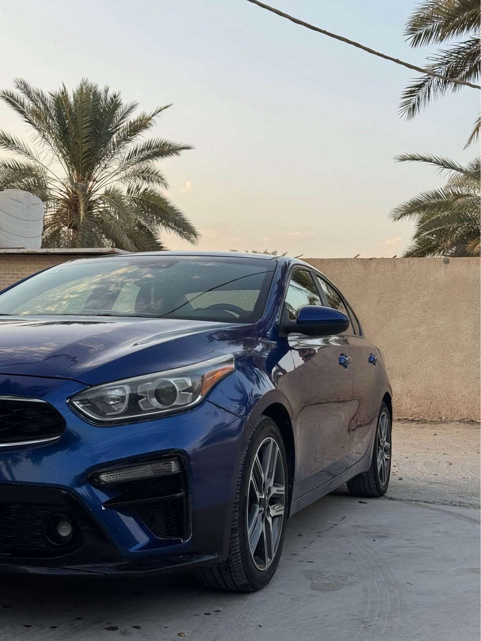 مرحبا اخوان 
فورتي ٢٠١٩ فئة S رقم بغداد الجديد حادث موضح بالصور وبيها كلير البنيد وجزء بسيط من الداير مال جاملغ الخلفي الثاني ماشية ١١٦ الف كير مكينه تبريد حداديه جاهزه فقط يحتاجلها لحية مال دعاميه الاماميه السعر ١١٥ وبيها مجال للطيبين *********** العنوان بابل المسيب المحاويل, بابل

نص مكتوب في الصور:
- 39 LTE 5:37 BidFax.info en.bidfax.info
- en.bidfax.info