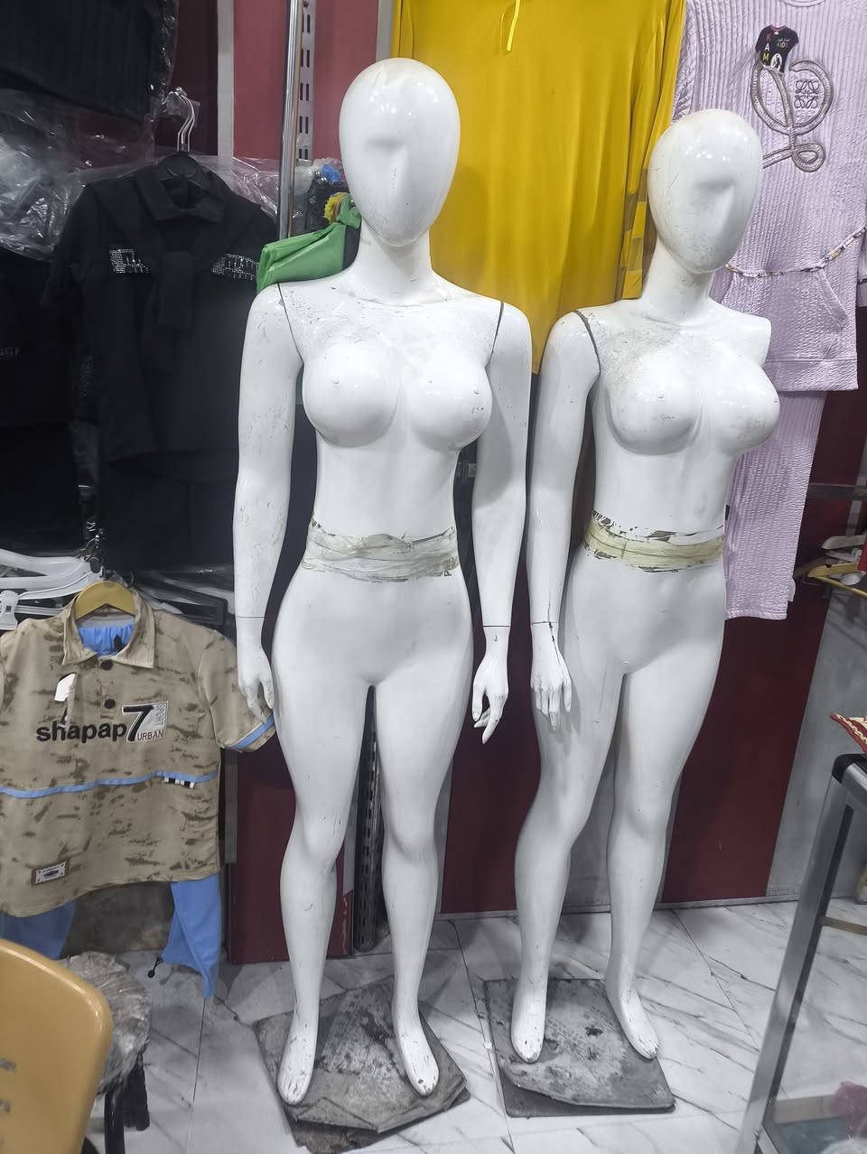 ملكانة نسائية للبيع عدد 3
***********
