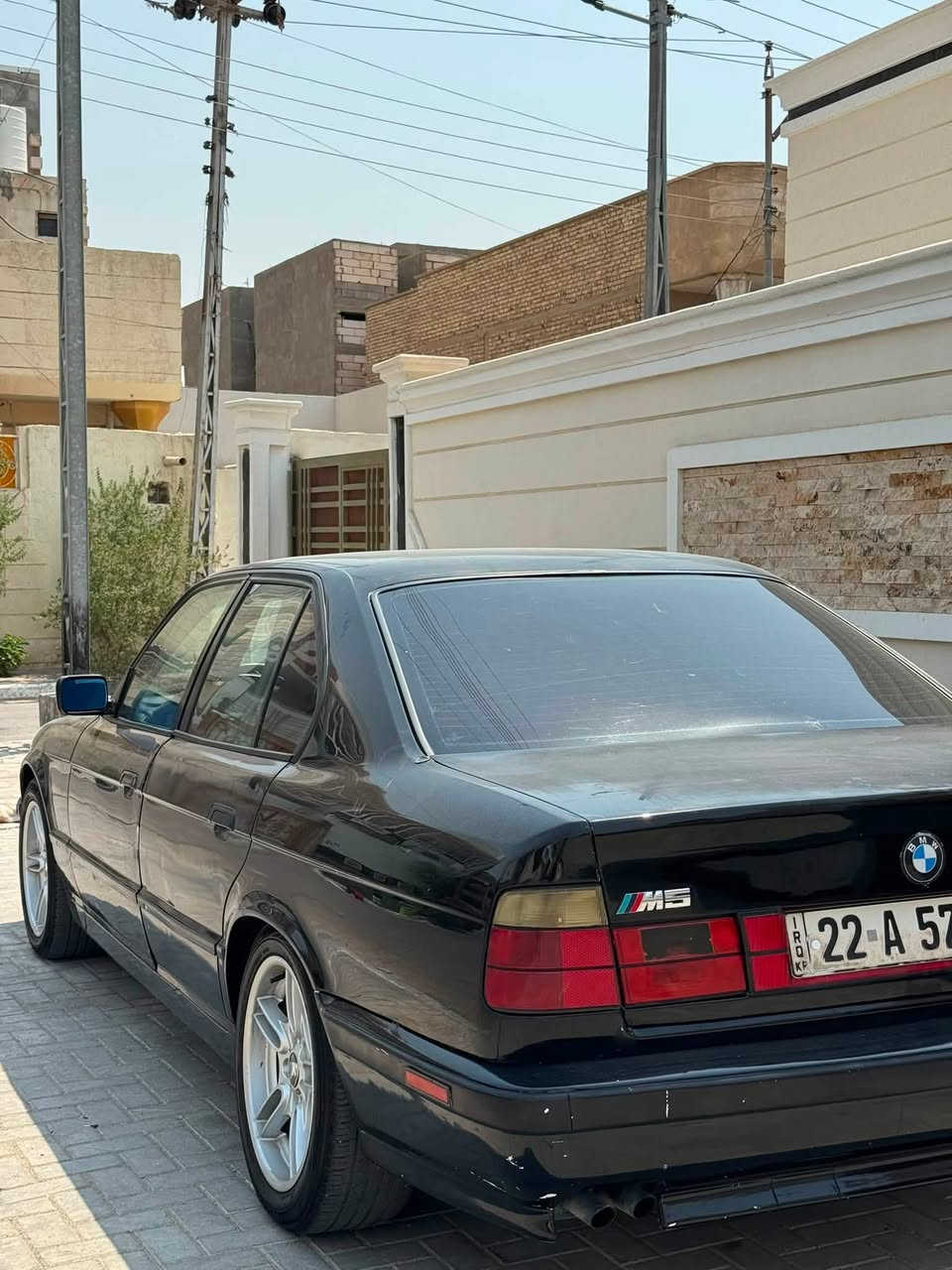 للبيع BMW 525 موديل 1991 — مكينة 20 🔥

BMW E34 موديل 1991، حجم 525، مكينة  حاويه فول نضافه 20، سيارة مرتبة ونظيفة جداً، واللي يعرف بالـE34 يعرف قيمتها 👌🏻

🔹 البودي: نظيف ومرتب
🔹 الغرفة: حلوة ونظيفة ومرتبة
🔹 المكينة: مسكرة عدل، ناعمة وحلوة جداً
🔹 ما بيها صرفية بنزين
🔹 ما بيها تنقيص مي ولا تبخير
🔹 معدل رون ناصي
🔹 التبريد: شغال وممتاز ❄️
🔹 التايرات: نظيفة
🔹 الحداديه : 70‎%‎
🔹 الكهربائيات: كلها بالادي وشغالة
🔹 ADS: شغال ✅
⬅️نظام سايد لايت شغال
🔹 Sport:شغالة ✅
🔹 المكينة والرون: هادئ وناعم
🔹 السيارة بشكل عام ما ناقصها إشي، 
🌟عليها ادامه جديده من بلكات من نوزلات من دهن مكينه قبل اسبوع من شركه امزويل + ماي اخضر زيتي اصلي 
وعليها فانات يعني وي لتبريد حماوه جوه لنص 
جاهزة للركوب والاستخدام.
فقط ماطور السلايد عطلان وللعلم موجود عندي يعني بس شد رادله 
سنويه منتهيه واكفلك تحويل 
سعر 60 وبيها مجال

*********** للأتصال

السيارة E34 نظيفة ومرتبة ومناسبة للي يريد سيارة قديمة محافظة عليها

