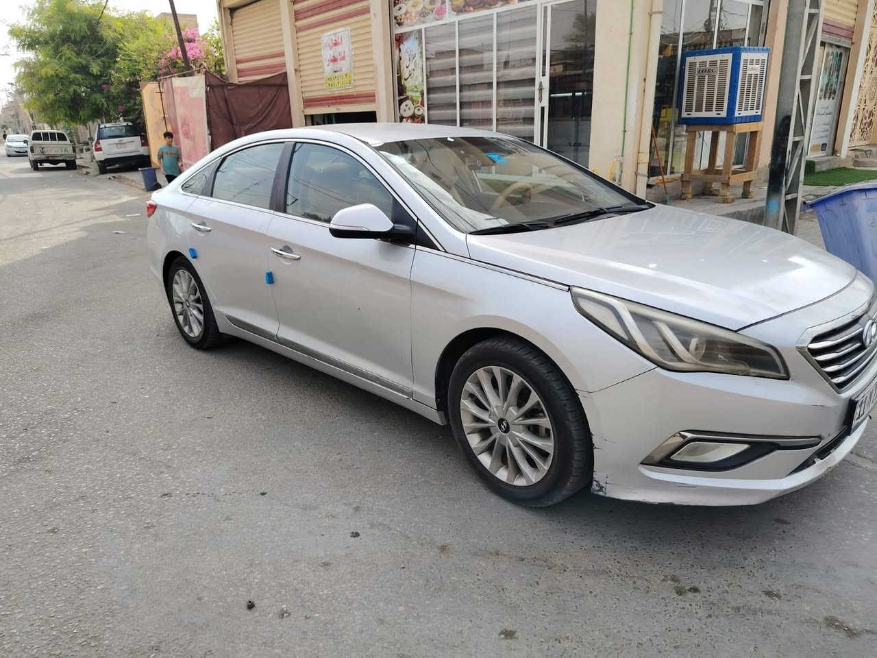 سوناتا 2018 وارد كوري خط واحد اصل بنزين بيها بس باردين وتعديل بدون قطره صبغ والباقي كفاله عامه رقم بغداد دولي اوتوماتيك فول عده الفتحه  محرك 2400 GDi السعر 120 الاستفسار اتصل بل رقم ***********
