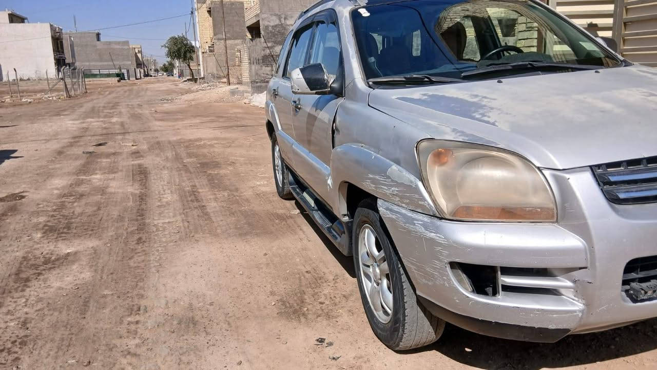 السلام عليكم ورحمة الله وبركاته 
كيا سبورتج ٢٠٠٧ محرك ٢٧٠٠ وارد أمريكي  ٦ سلندر للبيع رقم بغداد باسمي السيارة تحتاج ترتيب السعر ٧٥ ورقة و بيهه مجال المكان بغداد للاستفسار الاتصال على الرقم *********** غير متواجد على الفيس
