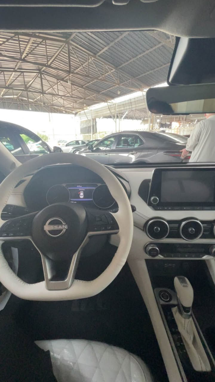 🚗 نیسان سنترا 2025 - مواسەفاتی SR 🤍 جوانترین سێنترای عێراق 🤍
📞 ژمارەی پەیوەندی : *********** واتس اب
💰 نرخ: 152 ( 15200$ )
🔹 مواسەفات: sv
 مۆدێل: 2025
 بزوێنەر (محرك):  2.0L 4
 ڕەنگ: سپی+ڕەش
 ناوەوە: سپی کرێمی
 شغال (تەشغیل عەن بوعد)
 کامێرای دواوە+هەر چوار لا
 ڕاداری پێشەوە و دواوە
 دەرگا بەسمە
 لایتەکان LED 
 سوکان فول کۆنتڕۆڵ
 تایە و ویلی نوێ
🔹 حاڵەتی ئۆتۆمبێلەکە:
 ڕۆشتوو (ماشی): 1 هەزار مایڵ
 بێ ناوەوە (بدون دواخل)، شاسی و ناوگرتن گێر و مەکینە و کارەباییات بە شەرت
 بۆیاخ و زەربە: ڕەقەم شاسی پەیوەندی بکە
 ئێرباگ سیستەم
 سەیارەکە کاتیە و شیمالی ڕەقەم دەکرێت 90 رۆژی لەسەر ماوە 
📍کەرکوک

🚗 نيسان سنترا 2025 - مواصفات SR 🤍اجمل سنترا بالعراق 🤍
📞 رقم الاتصال:  واتس اب ***********
💰 السعر: 152 ورقة (15200$)
🔹 المواصفات:
 الموديل: 2025
 المحرك:  2.0L 4
 اللون الخارجي: ابيض+اسود
 اللون الداخلي: ابيض كريمي
 تشغيل عن بعد
 كاميرا خلفية+جوانب يعني كاميرا 360'
 رادارات أمامية وخلفية
 أبواب بصمة (دخول ذكي)
 إضاءة LED
 تحكم كامل بالستيرن
 إطارات ورنغات جديدة
🔹 الحالة والضمانات:
 الممشى: 1 ألف ميل
 بدون دواخل
 بشرط: الشاصي، اللغود، الكير، المحرك، والكهربائيات
 الإيرباك: سستم
 الصبغ والضرر: فقط بونيد صبغ لرقم الشاصي تواصلو
 السياره رقم كاتي تترقم شمالي ٩٠ يوم
📍كركوك كركوك, العراق
