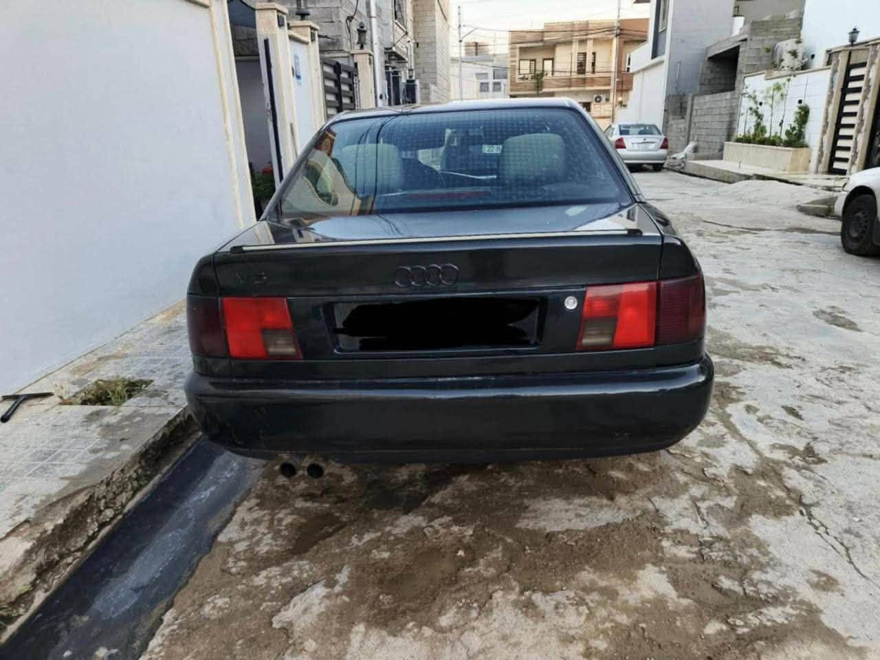 اودي A6 موديل ٩٥ كير عادي تبريد ثلج محرك محور باسات ٤ سلندر صبغ حزام رقم انكليزي كوبون بنزين  ٤٠ ومجال 
***********
