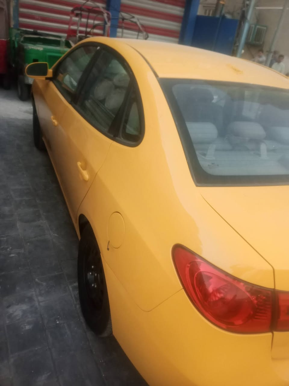 السلام عليكم النترا صابونه للبيع امريكي بلاديه ما مبدل اي قطعه حادثها اللغد سياره بلاديه هسه مصبوغه 2010 مكان بغداد رقم احمر معقب ب 500 يعطيك اياه يرادله بس 500 للرقم سعر 75 ما ابي واتساب الرقم ***********
