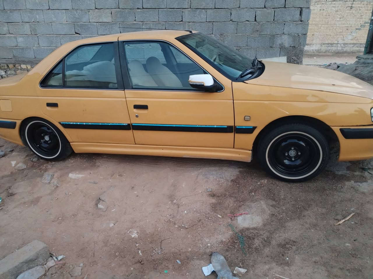 سلام عليكم بيجو باص مديل 2015السياره حلوه مثل ما موظحه بل صوره كله شغال بس ضربه الجاملغ الخلفي رقم بغداد مكان السياره كربلاء البوبيات /*********** /***********/. اتصل ودلل
