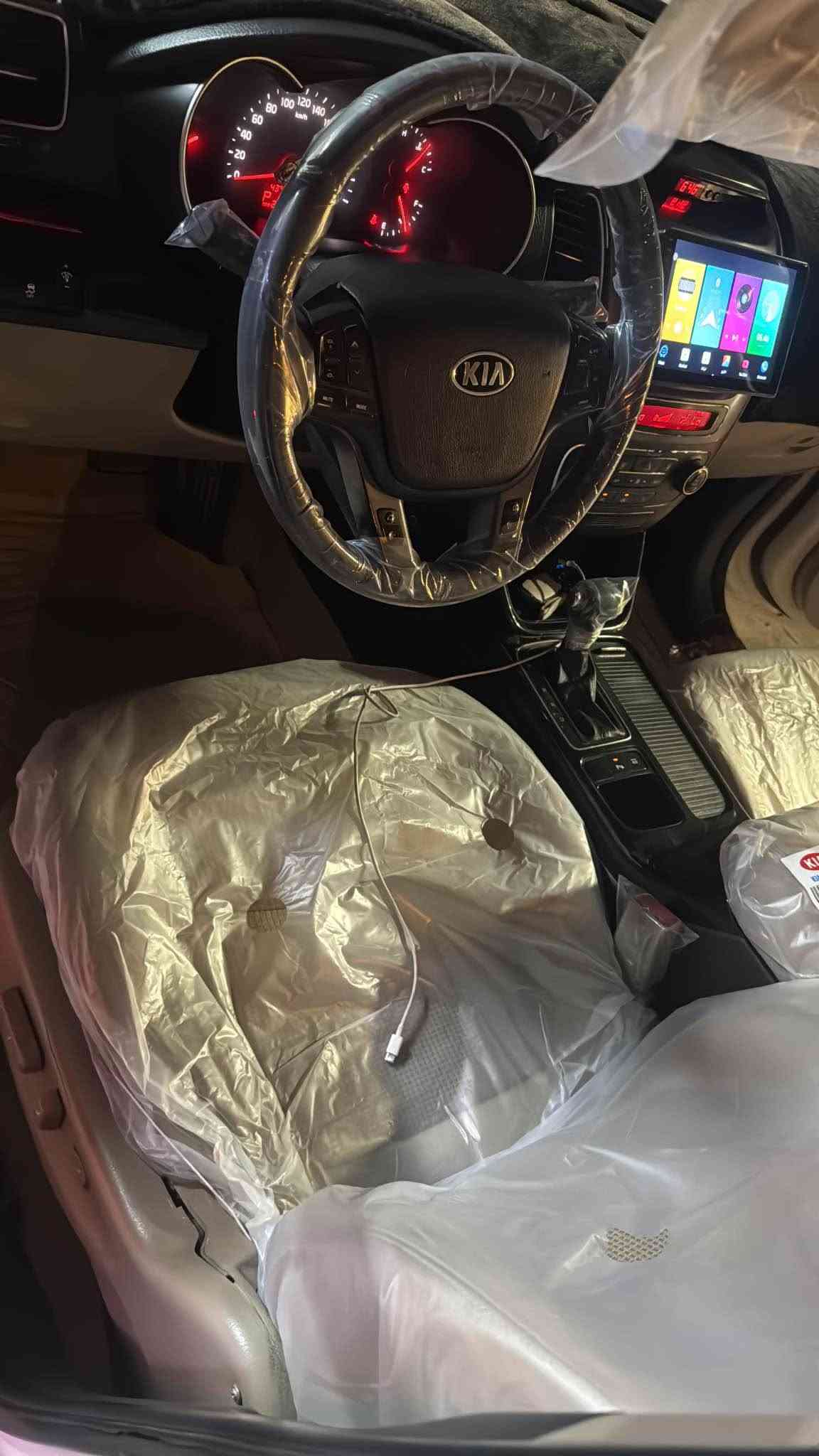 🚙 كيا سورينتو خليجي – فول مواصفات

✨ 6 سلندر – مكينة وگير
✨ خليجي فول عدة
✨ فتحة بانوراما
✨ بصمة
✨ شاشة
✨ كشنات كهرباء
✨ تبريد 3 قطع
✨ عدد الركاب 7
✨ صدر + تخم + تايرات
✨ داخلية جديدة ومرتبة
✨ سيارة نظيفة وجاهزة

💰 السعر: 155 
🔄 بيها مجال ومراوس حسب الاتفاق
🚗 مقابل تويوتا

📍 بغداد
📞 رقم بغداد دولي بغداد, العراق
