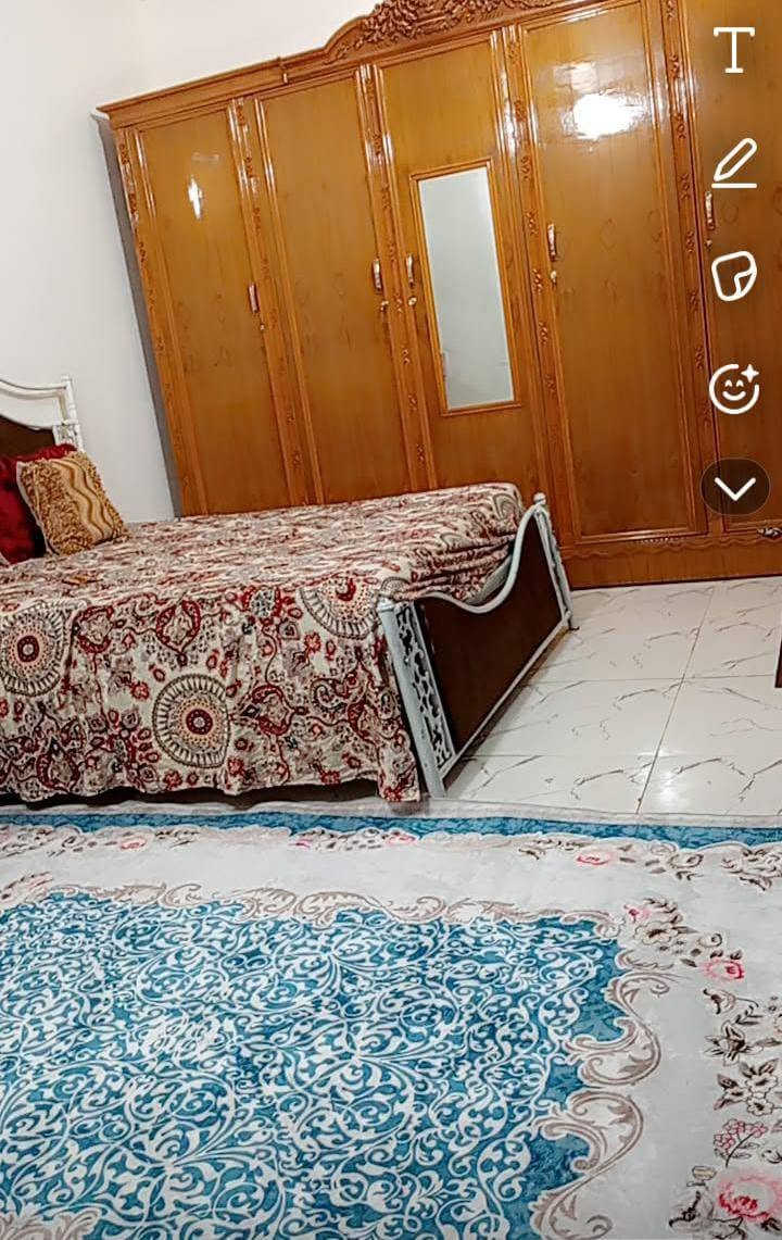 دار سكن بناء حديث
حي الصحه_ شارع المختار
المساحه 100 م طابقين
يحتوي على
غرفه عدد 2
أستقبال
صاله
مطبخ
حمام عدد2
يباع مع الأثاث
للأستفسار الأتصال على الرقم 
***********

