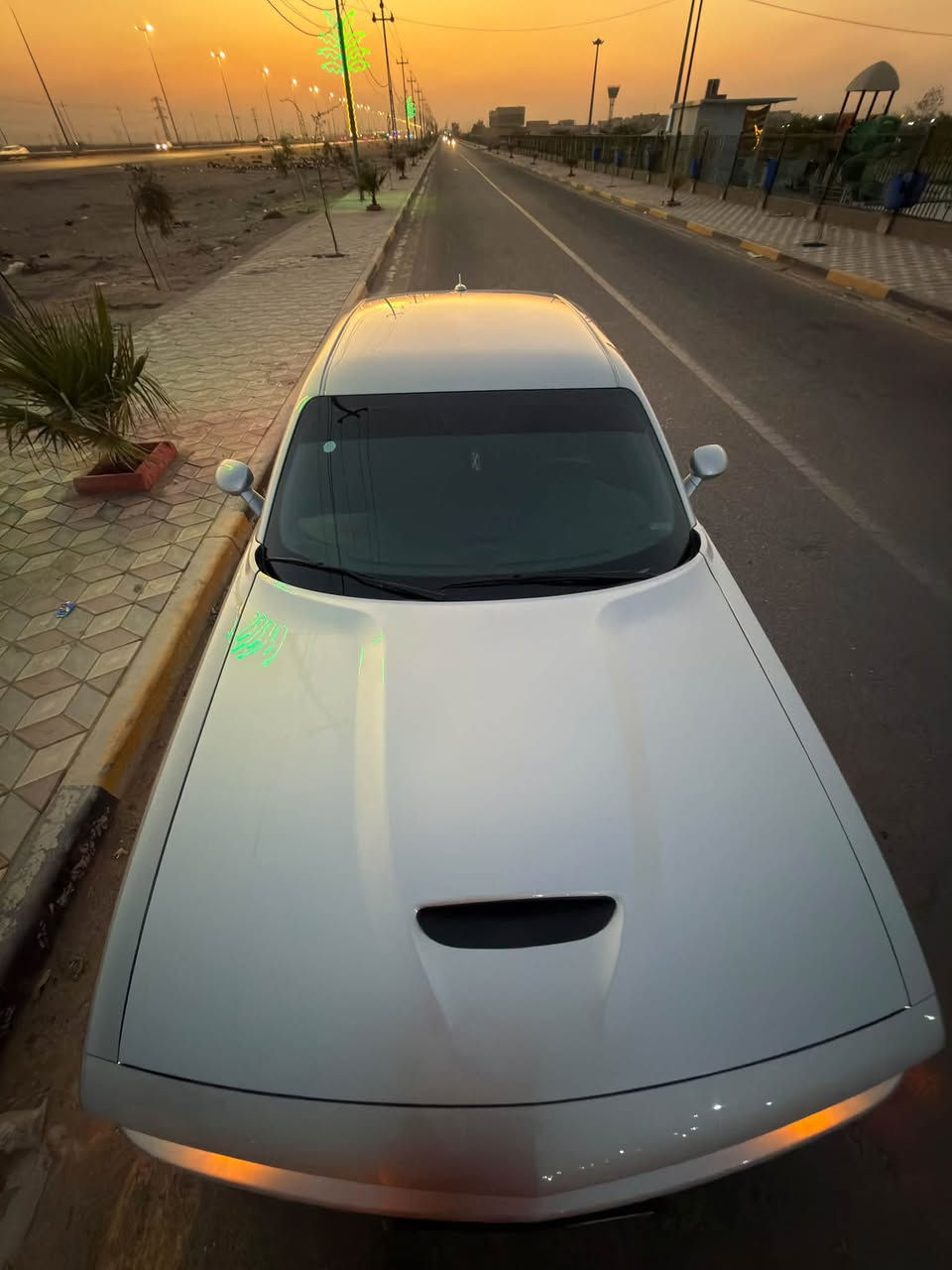 السلام عليكم  للبيع : دوج تشالنجر 2023 GT النداء لأخير 

* الحادث :جاملغ و بنيد .V6

المواصفات :

* تحكمات ستيرن

* شفتات ستيرن

* حساسات خلفية

* شاشة كبيرة تدعم Apple CarPlay & Android Auto

* كاميرا خلفية

* كشنات جلد + كهرباء

* نظام قيادة رياضي (Sport Mode)

* ويل كب حجم 20

* تبريد قطعتين ثلج ما شاء الله

* مواصفات GT المعروفه

* ماشية :15 ألف فقط

رقم.بصره مكان سياره (ابي الخصيب )

السعر 195 ورقه 
رقم الهاتف ***********
