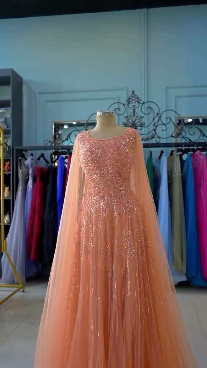 ⁨	كوردی - عربي

بۆ بۆنە و ئاهەنگەکانت لەگەڵ ئێمە شاهانەو جیاواز دەربکەوە

📍هەولێر - گەڕەكی ڕووناكی
📱***********
📱***********
ــــــــــ

لمناسباتك و حفلاتك كوني ملكیة و متمیزة معنا

📍عراق / اربيل /روناكي
📱***********
📱***********

#عروسة #زفاف #بووك #عەزیە #جلی_بووكێنی⁩
