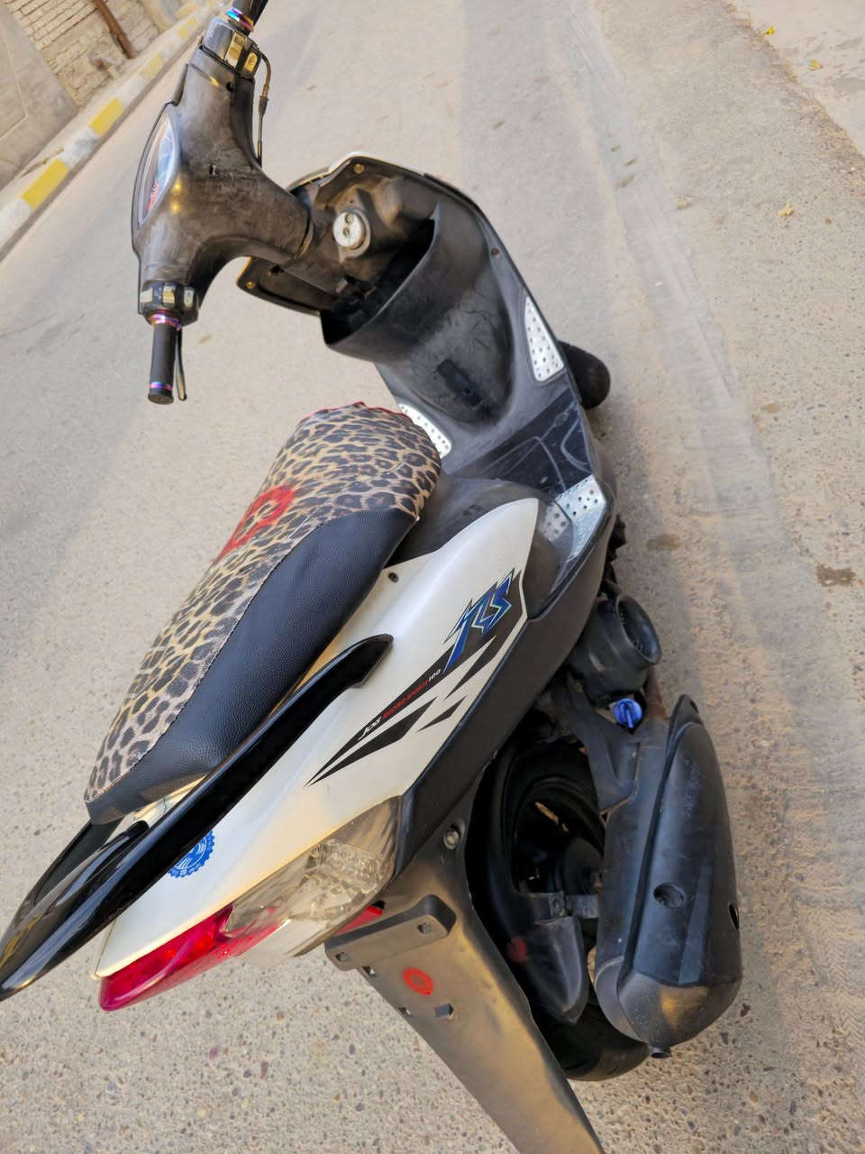 ماكس عدلة • ١٠٠ • مستعمل