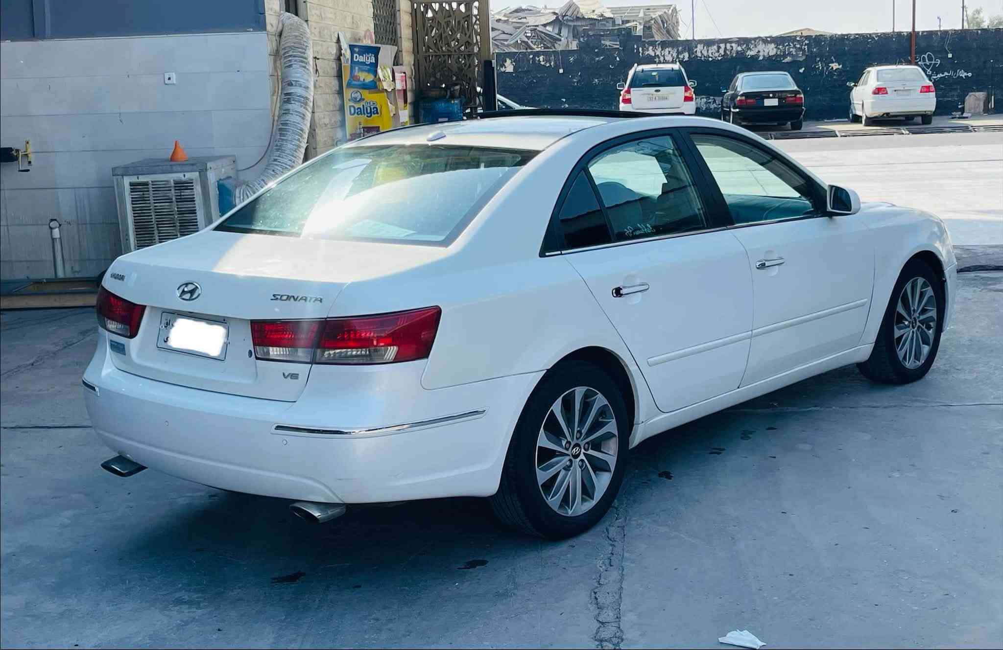 للبيع او مراوس 
سوناتا 2010 امريكي فول سعر مناسب 97 مجال بسيط 
صبغ فقط بابين وجاملخ بدون دواخل بدون معجون 
محرك حجم V6 سلندر 3300 
محرك كير تبريد شرط 
مواصفات 
سلايت 
تحكمات استيرن 
شاشه كامره خلفيه 
ويل كروم 
رقم نينوى وشرط التحويل مكان سياره موصل
للاستفسار مراجعة مكتب منارة الحدباء لبيع وشراء السيارات حي مثنى قرب اعدادية الرساله 
***********
