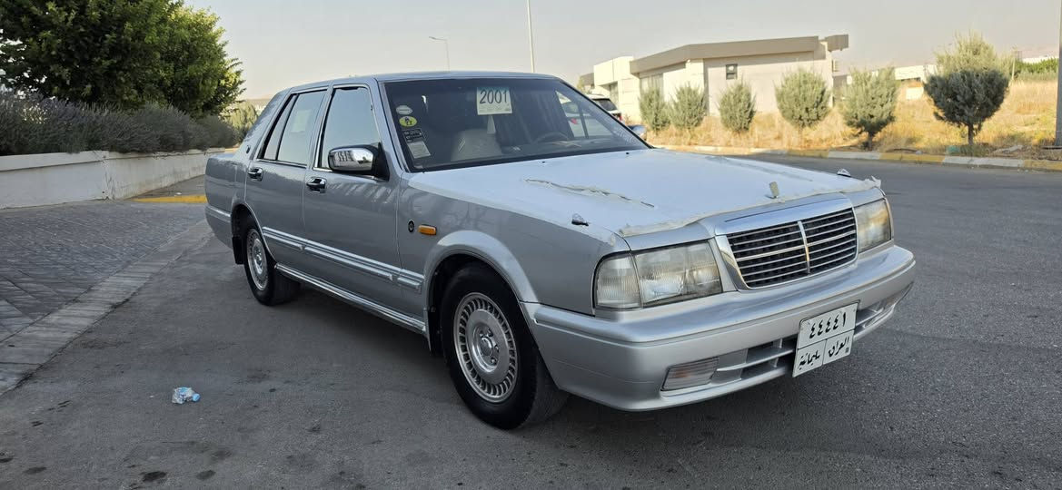 نیسان سدریک ٢٠٠١ (٤٢ گەڵا) مەجالێکی زۆر کەم
یەک دینار مەسرەفی تیا نیە 
شاشە 
٤ جام کارەبا 
قفڵ مەرکەزی
تەبرید زۆر سارد
٤ ویل لۆک
ئاوێنە کارەبا
گێڕ و مەکینە تەقە و ڕەقە بە شەرت 
٤ ویل لۆک 
لە سلێمانیم 
*********** السليمانية, العراق
