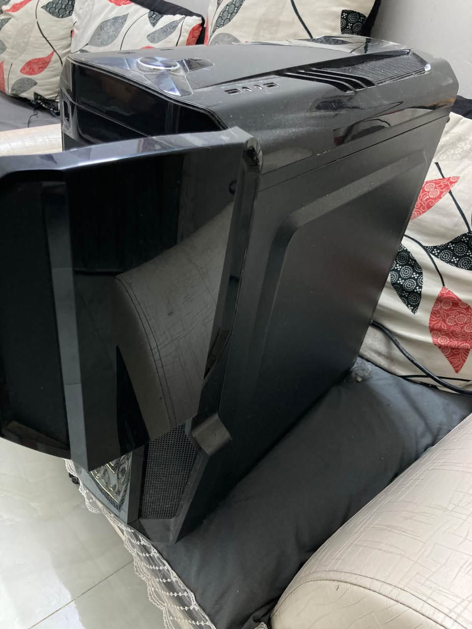 معالج i7-6700 • RTX 3050 • رام ٣٢GB