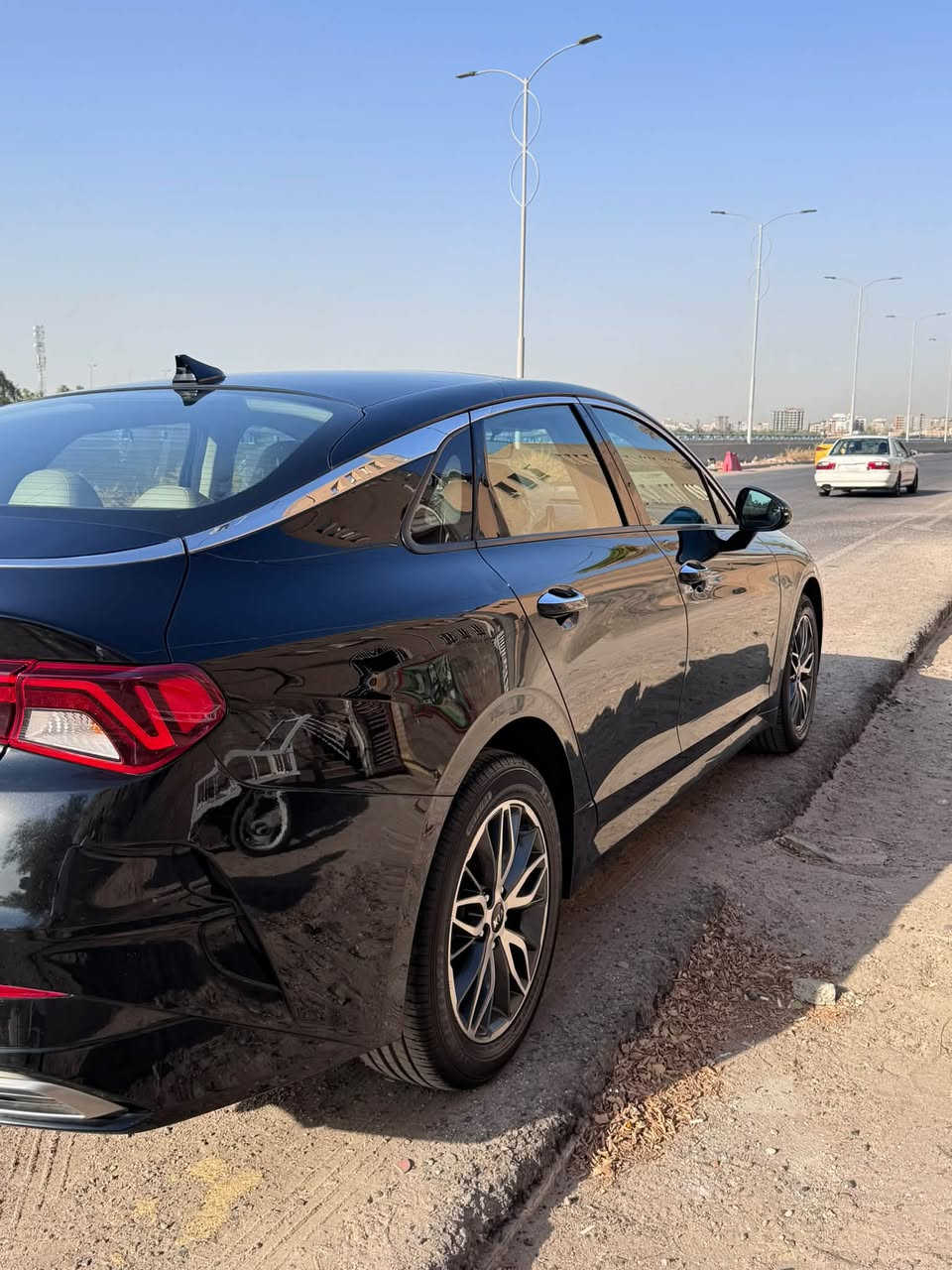 سلام عليكم
كيا K5 خليجي 1/1 للبيع موديل 21 
وكالة NIM 
ماشيه 98 الف كم 
هزه وسنويه جديد باسمي شرط التحويل رقم شمالي
سيارة مكفوله عدا مكانين بارد وسحبه كارت على كد اقل الشبر
سونار ب الصور موجود
كروس تثبيت سرعة
بانوراما فتحت سقف 
تبريد مركزي
 لايت زنون
تشغيل على بعد 
 اشاره بالمري
مودات قيادة سبورت ايكو كوفورت نورمل
كشن السايق كهرباء 
كشنات الاماميه تدفأه 
كشنات جلد 
محرك 2000 دوش 
نظام ترحيب 
اوتو هولد 
سايد بريك دكمه 
السعر 173 ورقة …متفيدك عوفها هاي السياره مال جناية وشكراً 
***********
