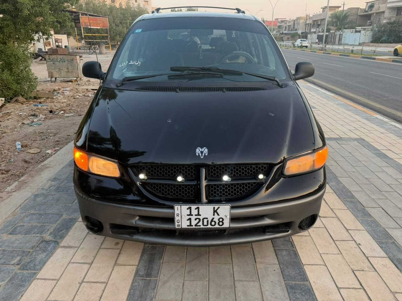 دوج كرفان 7راكب موديل2000
محرك 3300كير اوتو مكفولات
تبريد ❄️ ثلج تخم تاير صدر جديد
غرفه ع وضع شركه سياره جاهزه
مكاني بغداد سعر49وبيهامجال
الدوره***********
