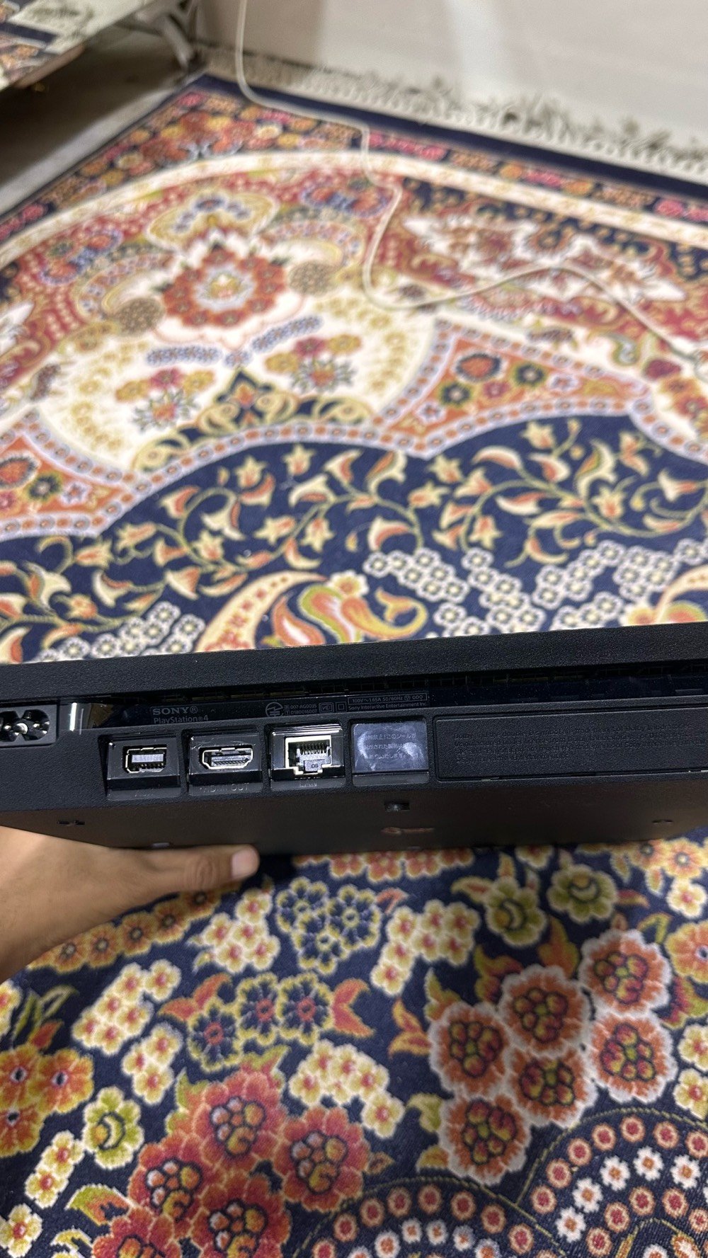 سلام عليكم

بلي فور سلم مهكر نظام ١٢



الجهاز نضيف ولوك ستيكر ابد ما مفتوح 



وياه جوستك واحد وثاني عوزه بطاريه وكامل ملحقاته.
السعر خاص

مكاني الناصرية + توصيل موجود 


وهذا رقمي ‪+964 784 524 9372‬
او خاص موجود