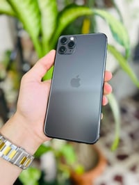 ايفون ١١ برو ماكس • ذاكرة ٥١٢ • شاشة مستبدلة