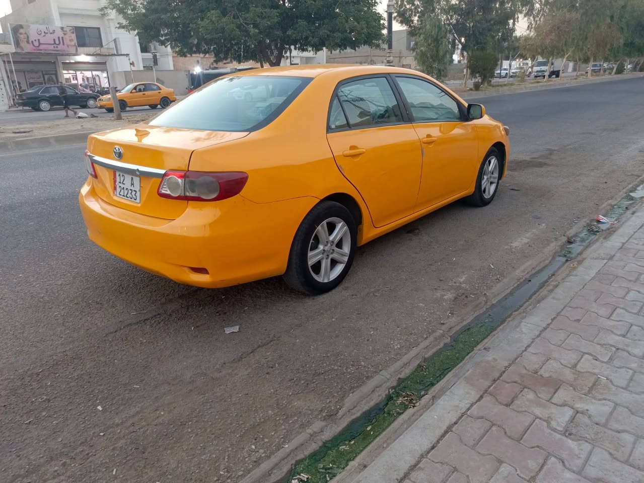 للبيع كورلا . موديل 2012
رقم سنوية وهزة جديد .
  بطاقة بانزين .. محرك وكير وتبريد بشرط 
  سيارة مصفرة نقابة وغرامات 
  بيه فقط جامرلغ سكن مبدل 
 بدون  دواخل بدون ايرباك بشرط 
السعر .   102.   ومجال 

  ‏‪***********‬‏
