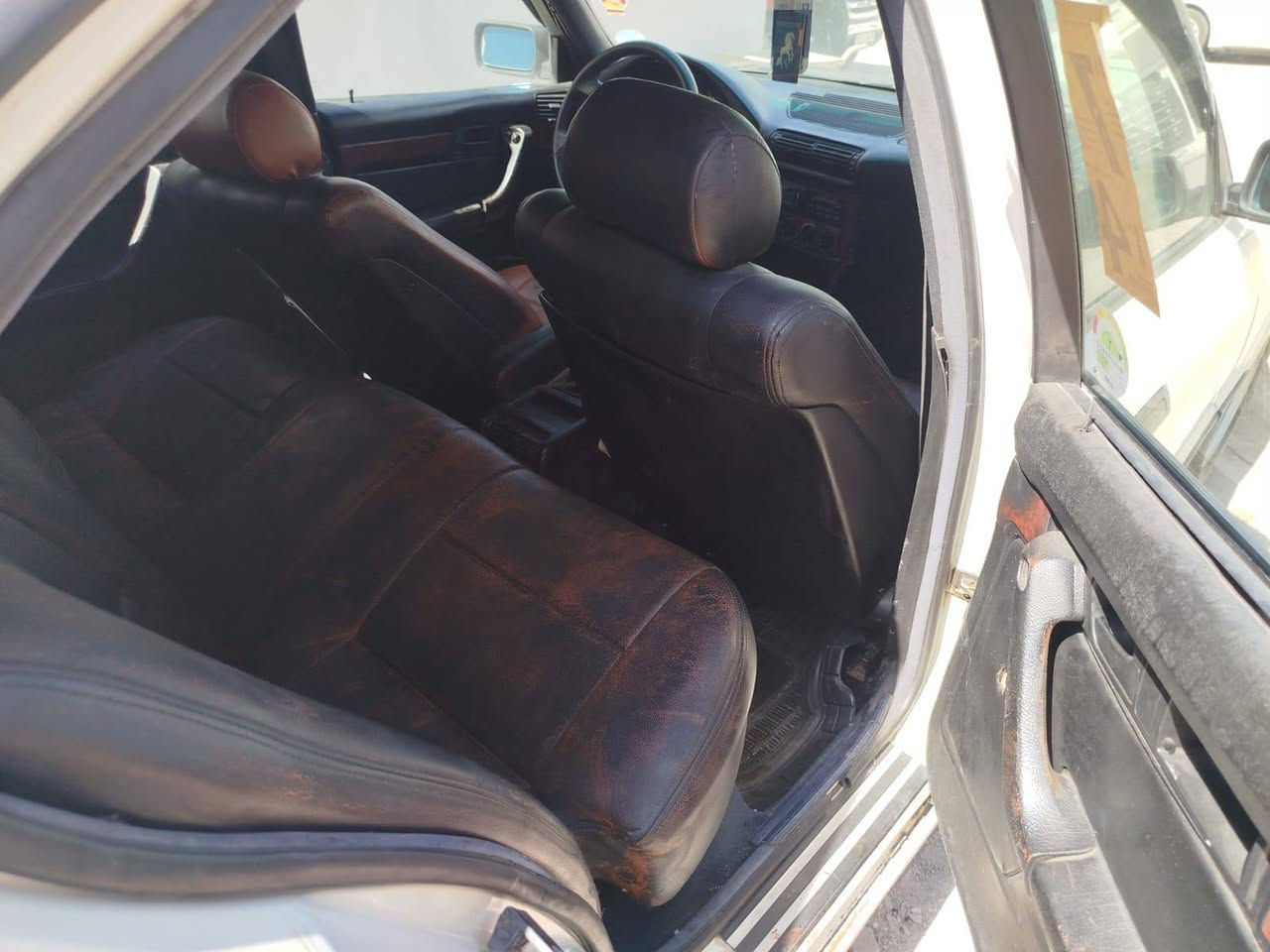مودیل١٩٩٤ حجم ٥٢٠ اوتواماتيك تبريد شغال سيارة جاهزة شرط الكير والمحرك صبغ حزام جمالية بيه طخة خفيفة بالجاملغ خلفي بدون دواخل سنوية لل٢٠٣٠ سعر ٥٥ ومجال عنوان كركوك شوراو***********......*********** كركوك, العراق

