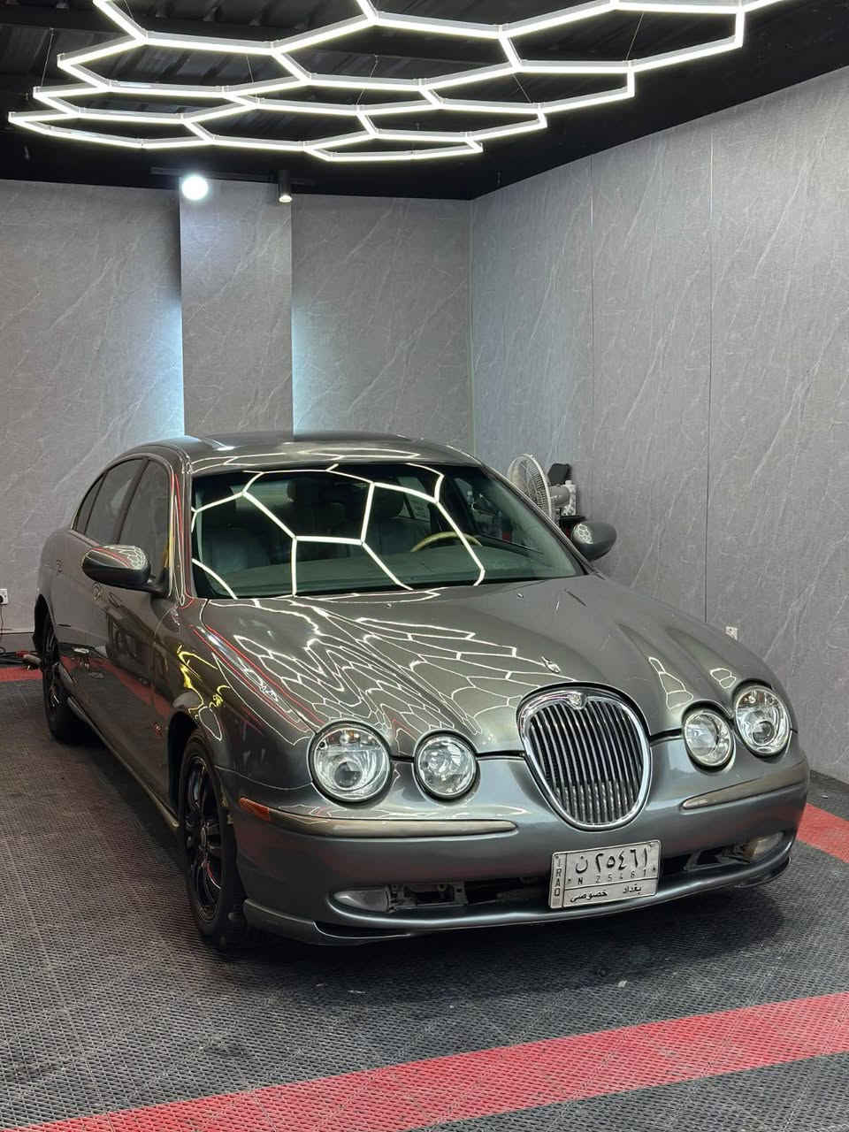 جاگوار اس تايب 2003✨

سيارة نادرة من الفئات الخاصة ✨

رقم بغداد الدولي الانگليزي باسمي تحويل ثاني يوم✨

مكينة V8 4.2 تنفس طبيعي🔥

السيارة ماشية 70 الف فقط !✨

الكهربائيات كلها شغالة ✨

تبريد ثلجج❄️

تحكم بالمري كهرباء ✨

سايد بريك كهرباء✨

النوافذ اربعتهن اوتو ✨

عازل حرارة اشعة الشمس للجام ✨

تحكم كشنات + تدفئة بالكشنات + خزن ميموري✨

تحكم استيرن كهرباء ✨

سلايد روف ✨

وبعد بيها هواااي مواصفات ✨

السيارة كلين بدون ضربة فقط البنيد مصبوغ اثر جراد✨

السعر /  110 ✨

مكان السيارة داخل مجمع بسماية السكني ✨

الرقم / ***********  ✨

