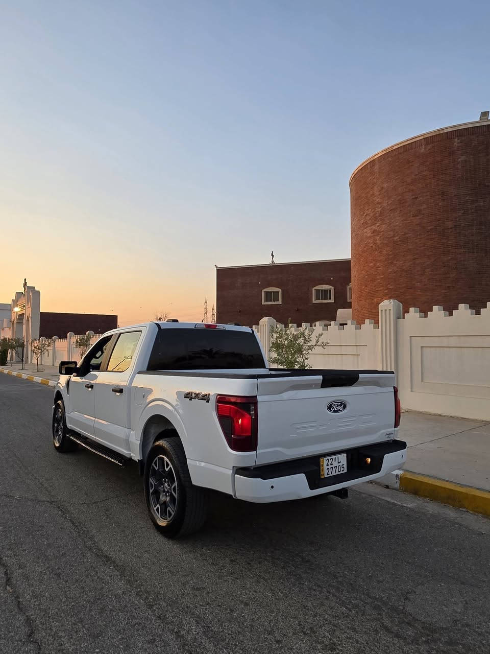 #للبيعf150
2024 stx
V6 2.7 turbo

السعر: 315$$$

ماشيه: 6000 mi
دبل أكسل(4x4)
قفل أكسل
6 سلندر
كير تعليك
كير 10 نمر
٥ مودات قيادة
كيجات دجتل
شاشة جبيرة
٢ مفاتيح
حساسات خلفية
تبريد مركزي
كاميرا خلفية دوارة 
مرايات هيتر
رادار امامي
رادار خلفي
٤ تايرات جديدة
دواسات بانزين&ستوب كهربائي
لايت ليد داخل بودي 
لايتات امامي ليد
باب طويل بودي قصير (المرغوب)

كير و محرك و أكسل حدادية كلة بشرط

صبغ ٢ قطع جاملغ امامي + بونيت

مكان سيارة أربيل
للاستفسار: ***********
فقط بيع بدون مراوس
