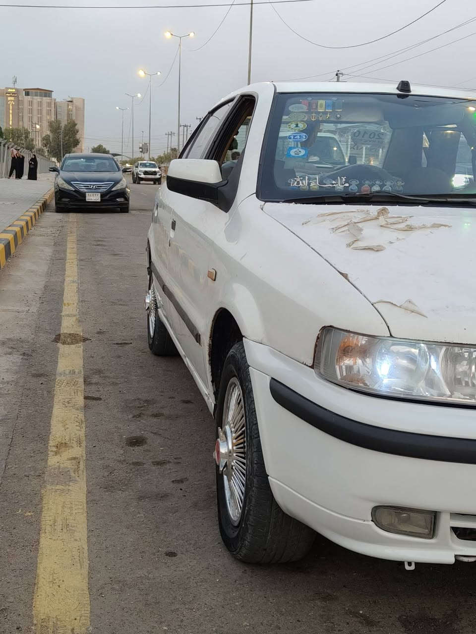 السلام عليكم سمند ٢٠١٠ السياره للبيع سياره مكينه وكير خير من الله بيه ضربه بل بنيد وبل جاملغ مثل ماموضح بل صوره ورجعته بارد السياره مال بيت اروح ورجع بيه لدوام والسياره نضيفه ومتعوب عليه رقم جديد نجف سنويه ل٢٨ شرط المداور ثاني السياره اي ضربه مابيه بس الي موضحه بل صوره تبريد عوزه بس غاز شغال. سعر ٣١وبي مجال بسيط مكاني بل نجف ***********

