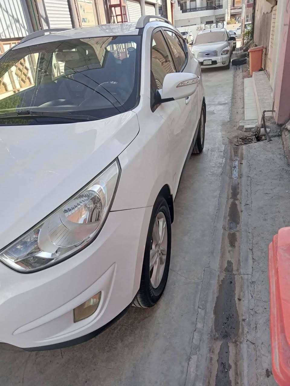 سلام عليكم توسان ٢٠١٤ خليجي رقم سليمانيه دولي محرك ٢٠٠٠ دوش و كير ومكينه ما مفتوحات صبغ قطعتين بدون دواخل وبدون ايرباك السعر ١١٩ورقه العنوان بعقوبه الجديدة ورقم الهاتف ***********
