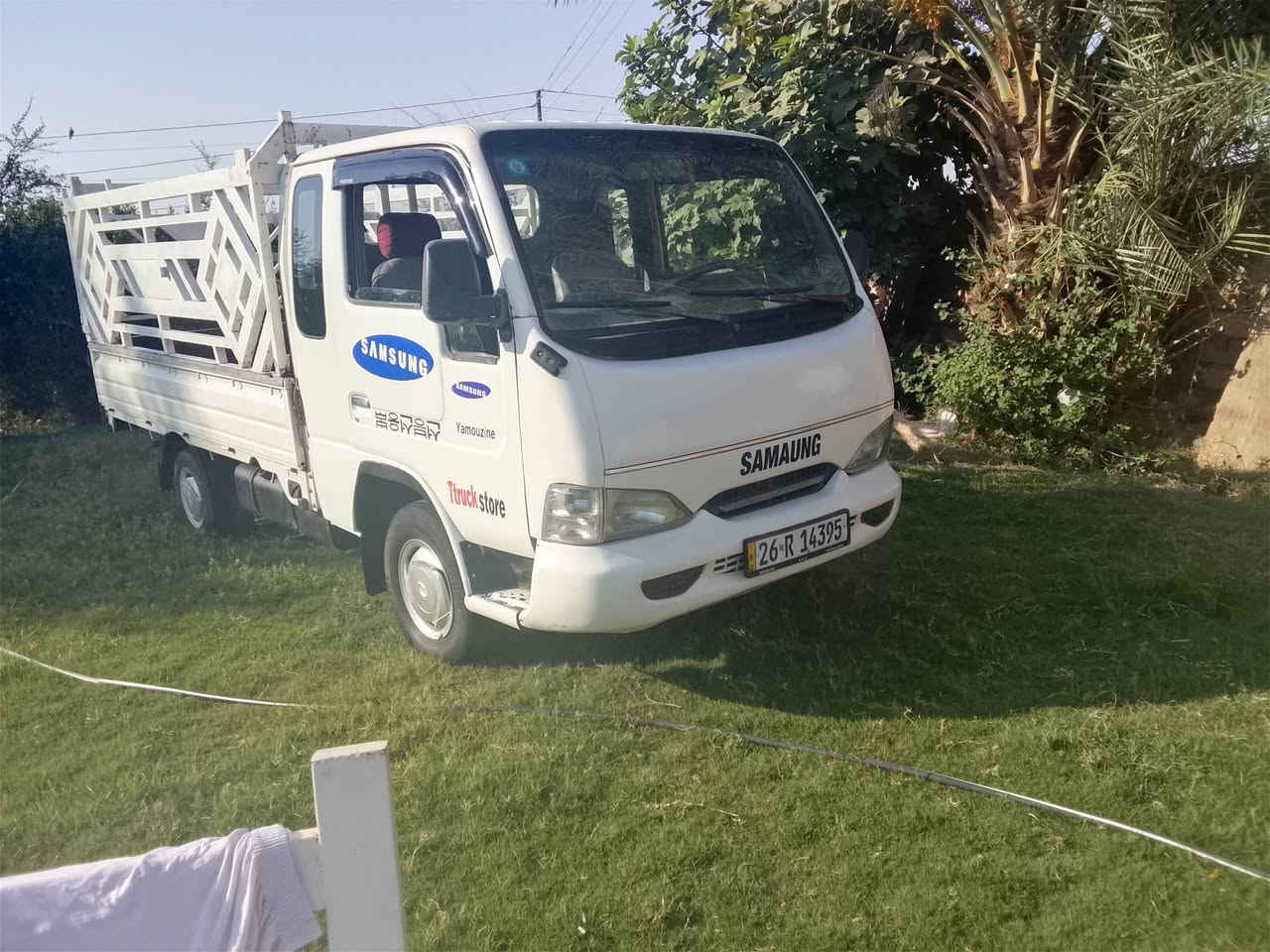 سومسوك موديل  2000
محرك وكير وشاصي جديد 
وتحويل  مباشر 
والسعر 55وبيه مجال 
***********
