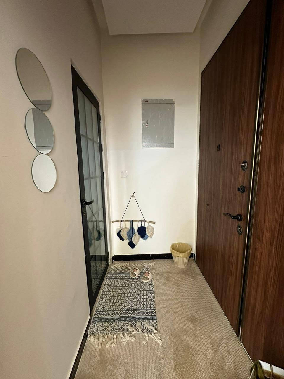🏡 منزل للإيجار أو البيع – مدينة الأمان السكنية

📐 المساحة: 200 متر
🛏️ مع إضافة غرفتين فوق، أصبح المنزل يحتوي على 5 غرف نوم
🛋️ مؤثث بالكامل

💰 سعر الإيجار: مليون و750 ألف
💰 سعر البيع: 500 مليون قابل للتفاوض

📞 للتواصل: شركة العروش العقارية
***********

