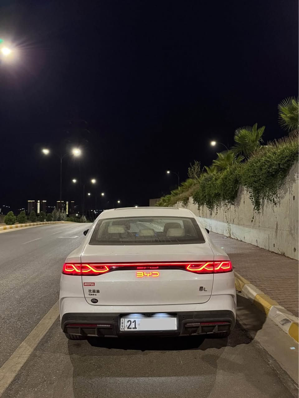BYD QIN L XPENCE 2024
بیوایدی کین ئێڵ ئێکسپێنس

ماشاءاللە نموونەی جوانی و هەیکەل تاقانەیە وەک ئەمەش نییە لە هەموو عێراق پاتری گەورە قەپات قەپات مواسەفات

مواسەفات XPENCE:
پانۆراما
پاتری ١٢٨ کیلۆمەتر
کوشن جلد
ناو زەرد
ناو لید ٣٦ جۆر ڕەنگ ٣ جۆر جوڵە
کوشن سارد و گەرم
٦ کامێرا
٣٦٠ پلە ڕادار
شاشە گەورە و تەقلە
تەبرید مەرکەزی
ویلی گەورە ٢٠ ئینج
لایتی پێش و پشت لیدی کامل
ئۆتۆ پایلۆت
زۆر مواسەفاتی زیاتر…..

گێڕ و مەکینە تەبرید و کارەبایات بە شەرت

دەعامی بۆ دەعامی بە شەرت هیچی پێوە نییە

پەیوەندی: 
***********
*********** السليمانية, العراق
