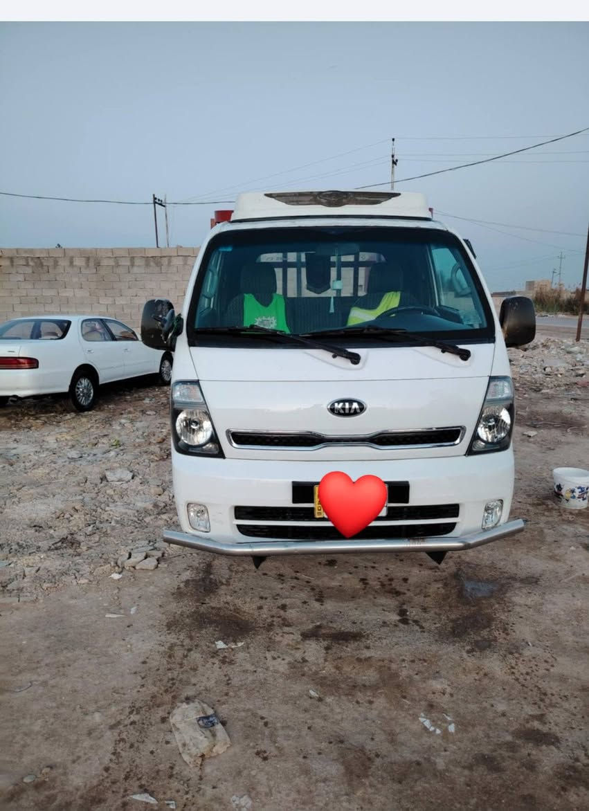 السلام عليكم كيه فحل موديل اصل 12 محدثه 16 مسكر سبلاين مكفوله كفالة عامه مصبوغه جماليه فقط بدون ضربه  رقم بصره انكليزي مشروع وطني بسمي تحويل ثاني يوم 113وبيه مجال سياره خير من الله  نضيفه  *********** اتصل وبيك خير وتدلل)
مكاني ناصريه رفاعي
