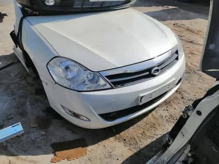 قطع غيار • رينو سافران • رينو كوليوس