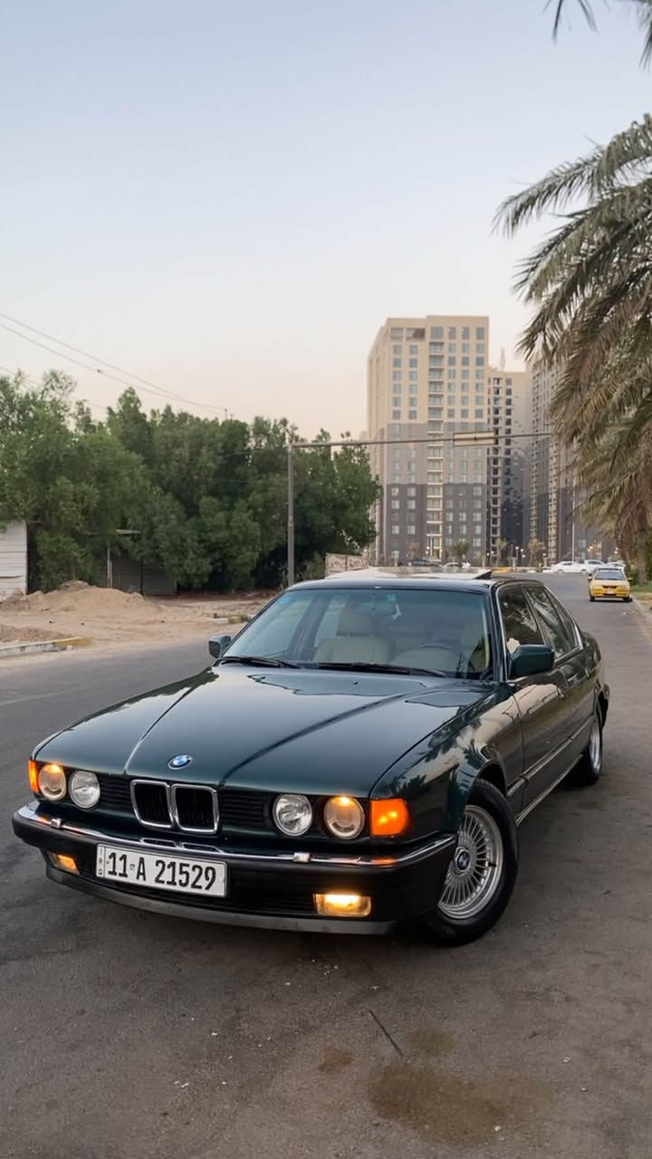 للبيع Bmw730 
موديل ٩١ رقم بغداد الانكليزي باسمي تحويل مباشر هزه جديده 
سياره محرك ٣٠ اصل ٦ سلندر 
محرك كير شغال ١٠٠/١٠٠
حداديه جديده امامي خلفي 
تبريد شغال ثلج شرط ويه السويح 
موصفات 
كمبيوتر دبل جكمجه 
سلايد رووف طكيتن 
كشنات جلد كهرباء 
بطاين صاج ملكي 
برده خلفيه كهرباء.
مرايه وسطيه كهرباء 
هوك خلفي 
زراك امامي 
ويل شعاع وتخم تاير جديد 
سياره جديده بمعنى الكلمه وعليها ادامه كامله بدون اي نقص مال جناي  
السعر 68$ 
مكاني السيديه حي الاعلام 
للاستفسار الاتصال على الرقم ***********
