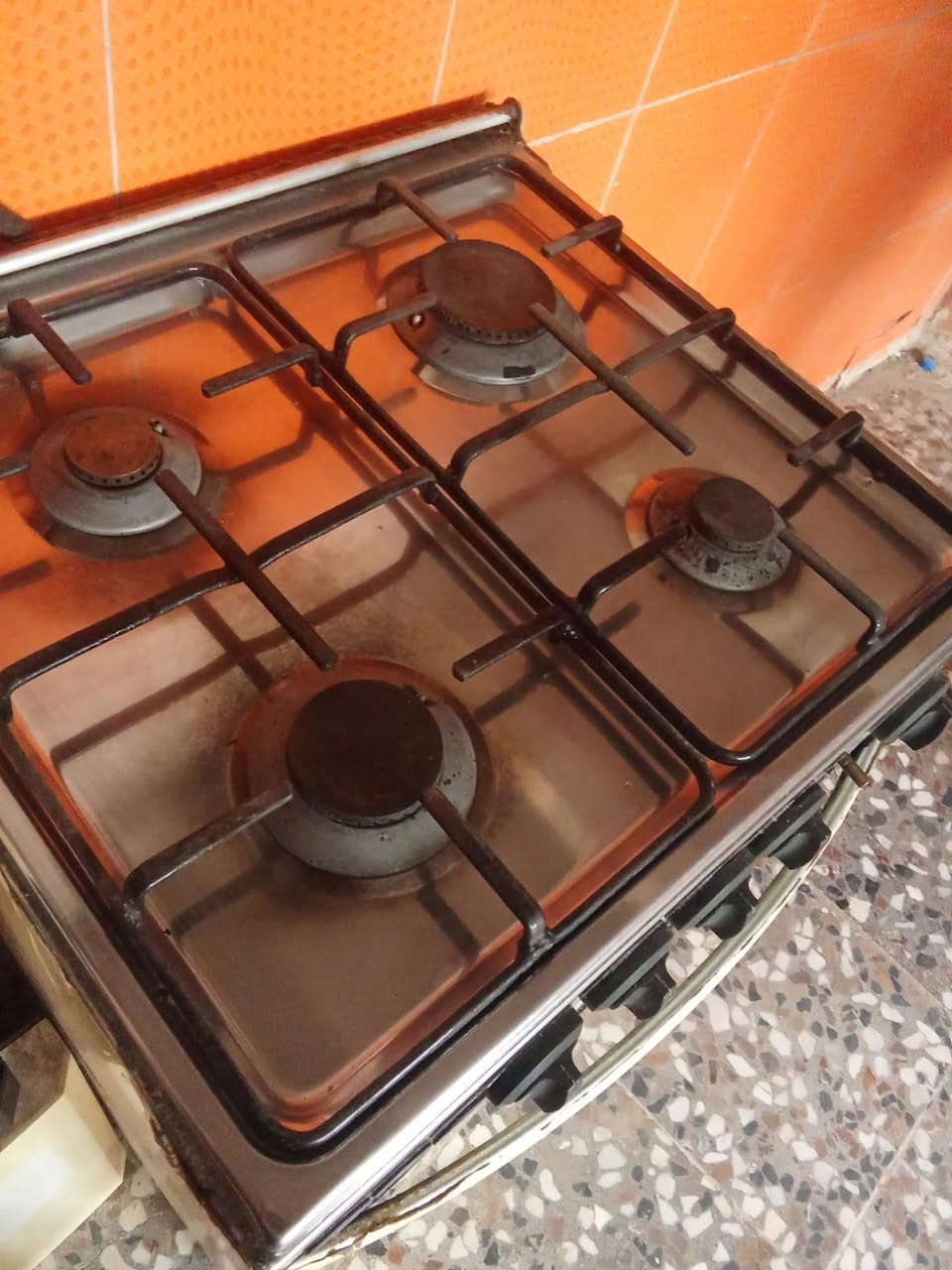 طباخ ٤ عيون • نضيف • المشتل شارع المطبك