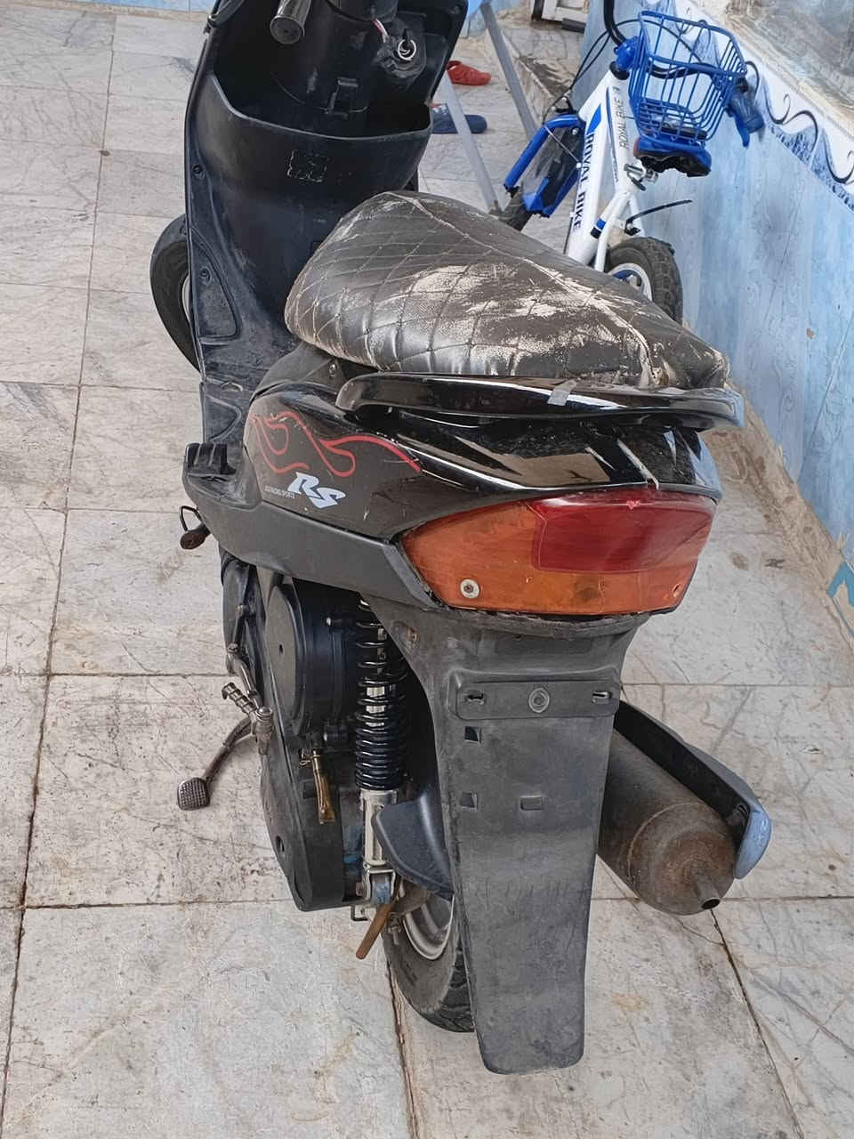 السلام عليكم ماكس عدله دراجه حلوه ونضيفها مكينتها خرسه بس عوزها ترتيبات بسيطه السعر 450 الشراي يتصل ويدلل
***********
